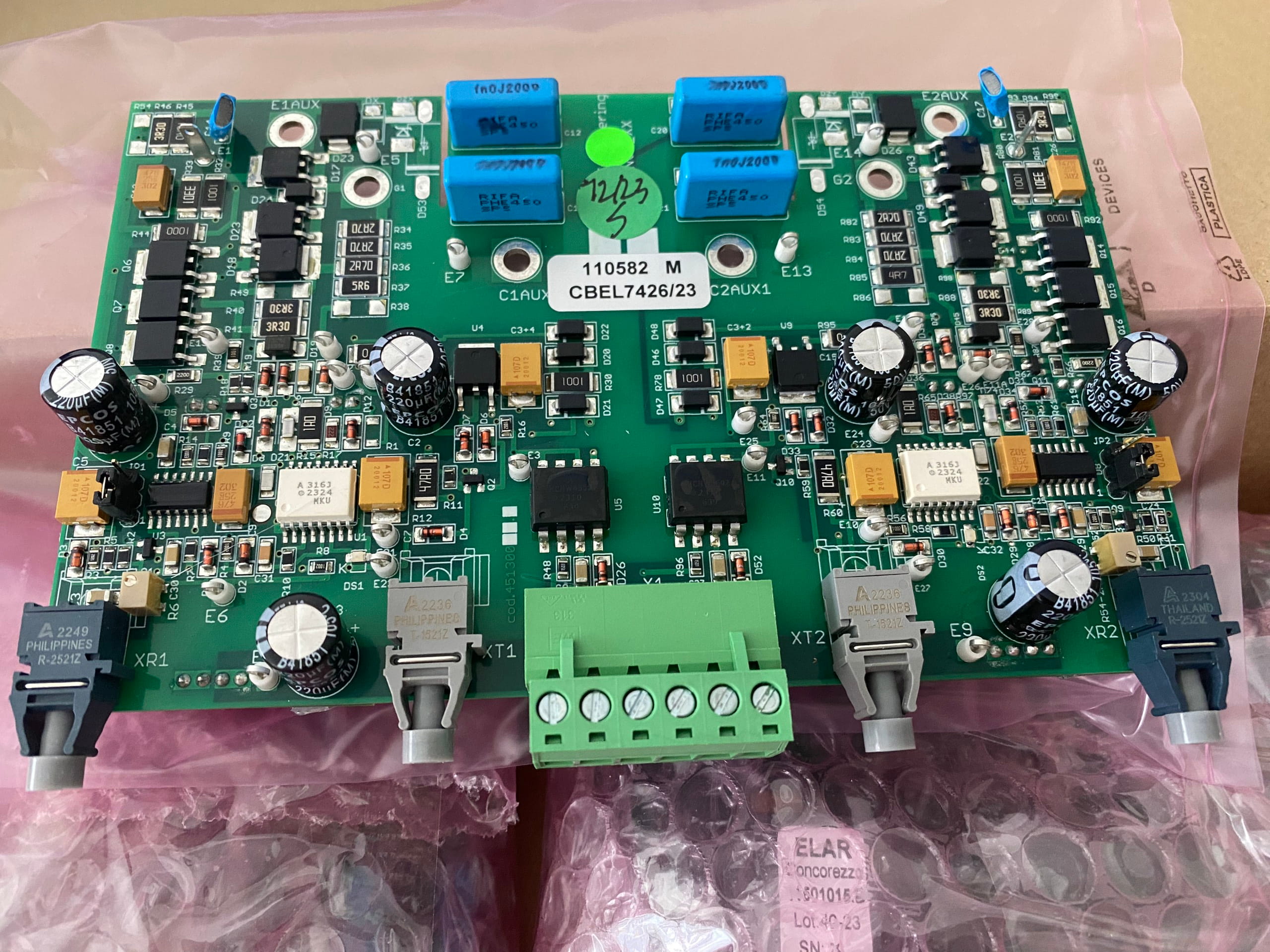 Bo nguồn Secom 110582